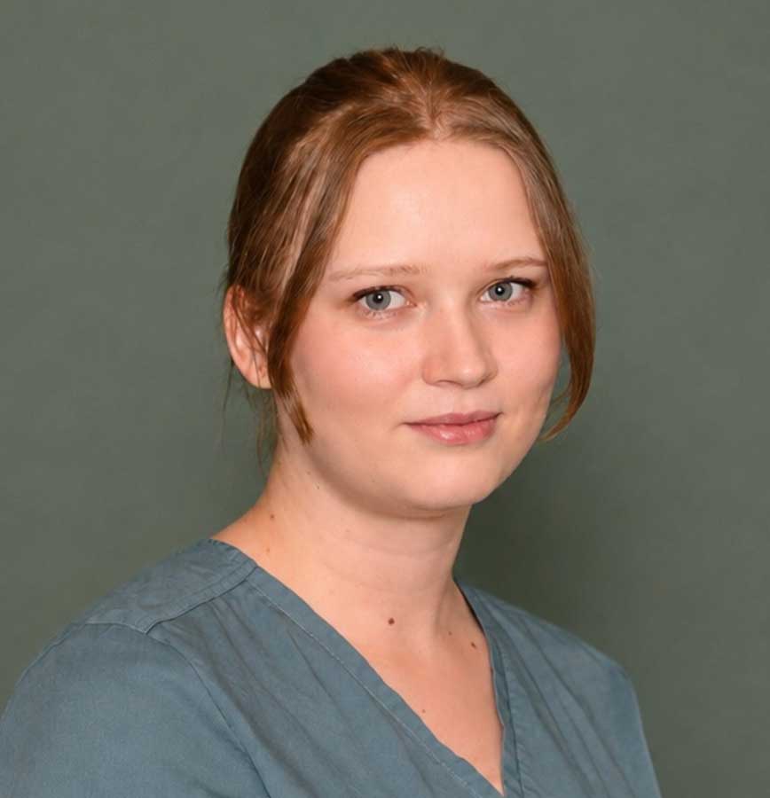 Ronja Faßbender, Tiermedizinische Fachangestellte
